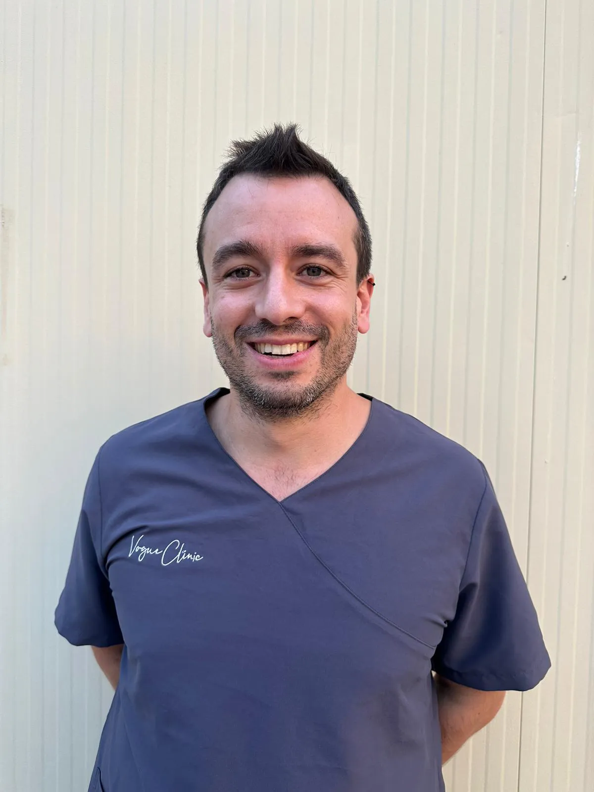 Dr. Héctor Pérez Novales